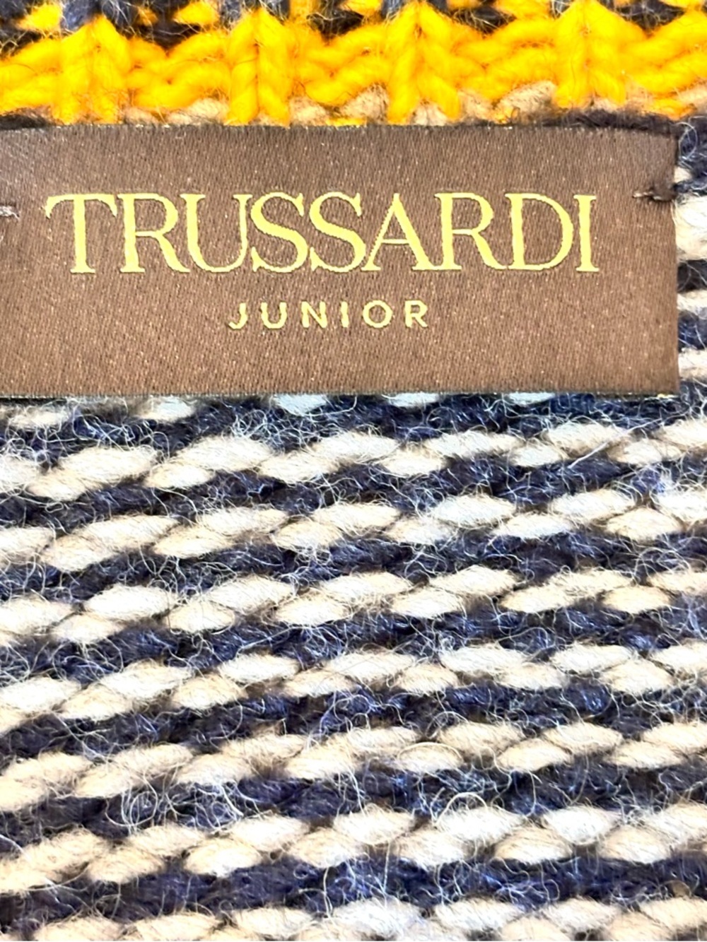Trussardi Junior Sweater Unisex Italian Wool Blend Designer Knit EU V-Neck 14 - Picture 10 of 15